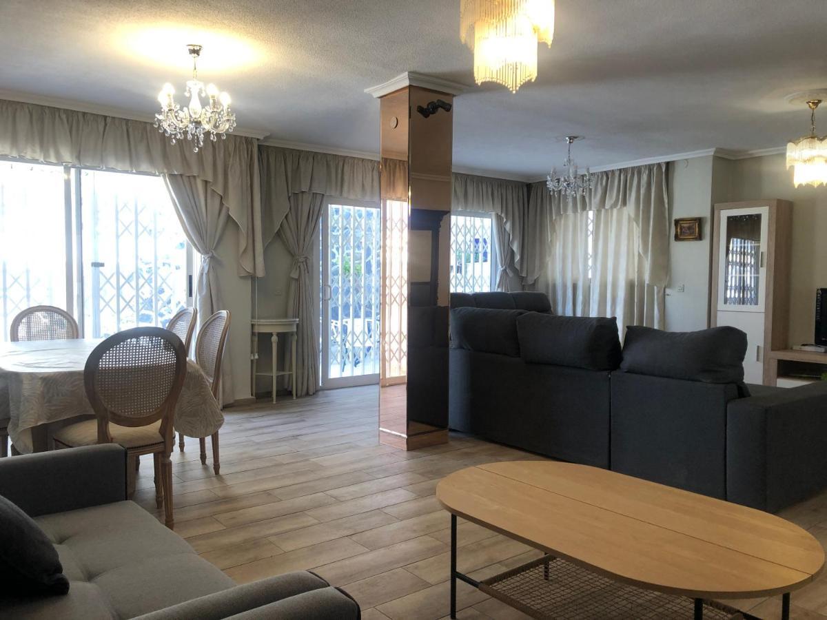 Holiday Chalet 貝尼多姆 外观 照片